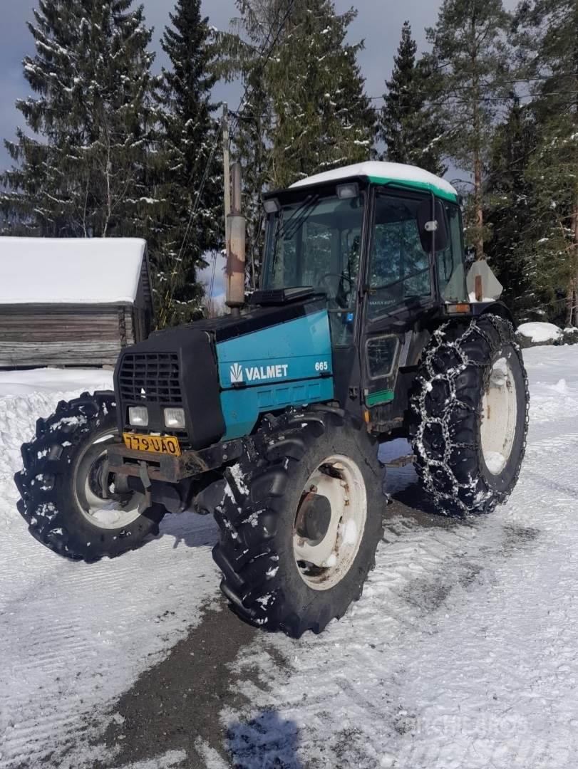 Valmet 665 4x4 Traktoren