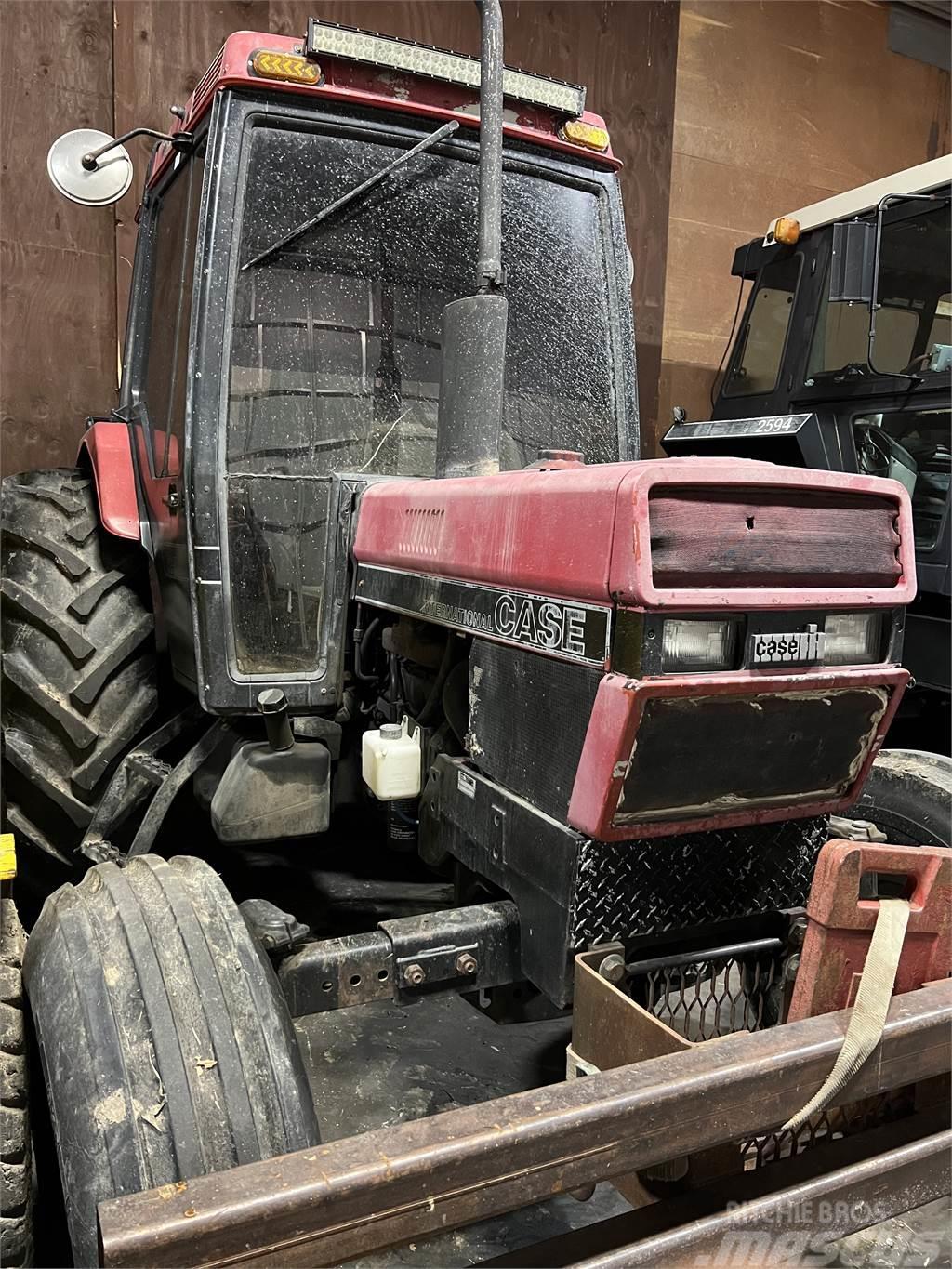 Case IH 585 Traktoren