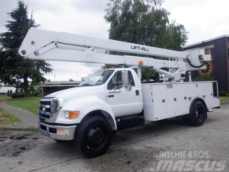 Ford F-750 Andere Fahrzeuge