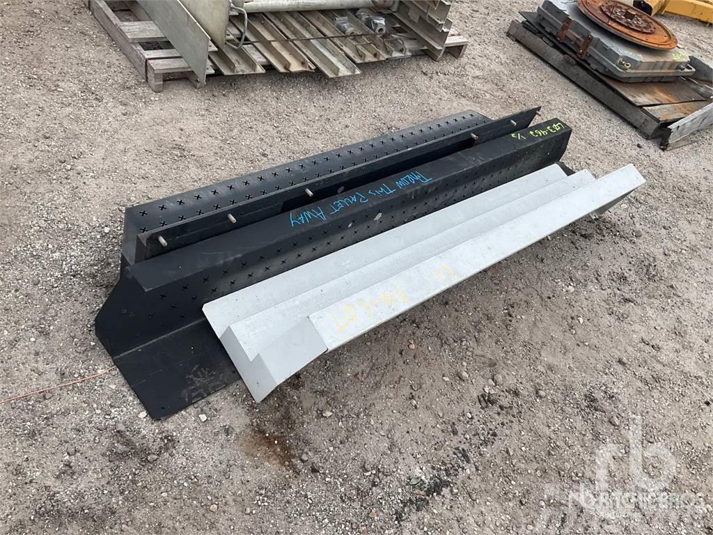 Quantity of (3) Running Boards Andere Zubehörteile
