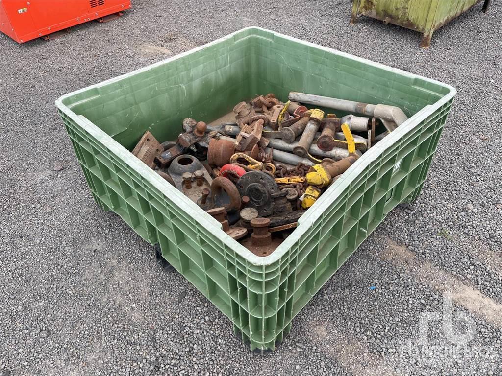  Quantity of Assorted Truck Parts Andere Zubehörteile