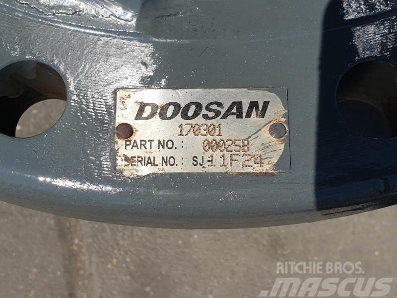 Doosan 170301-00025B Chassis
