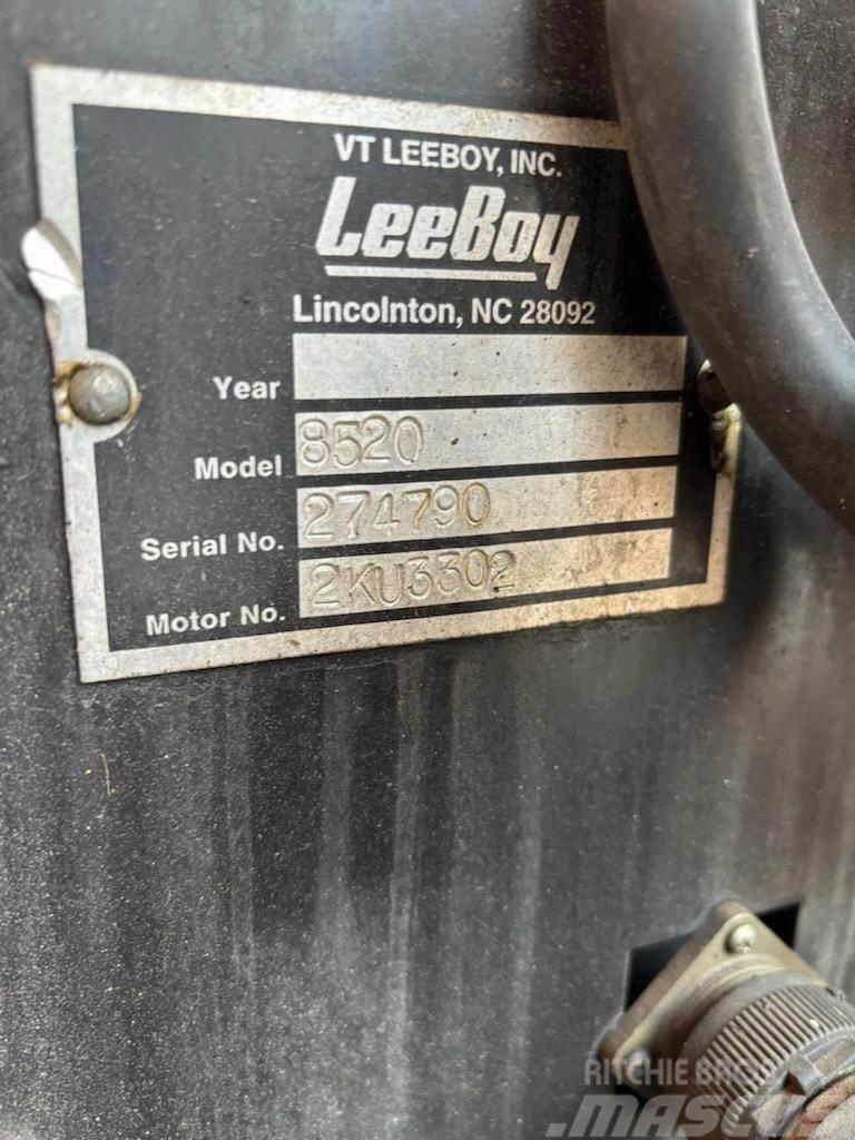 LeeBoy 8520B Strassenfertiger
