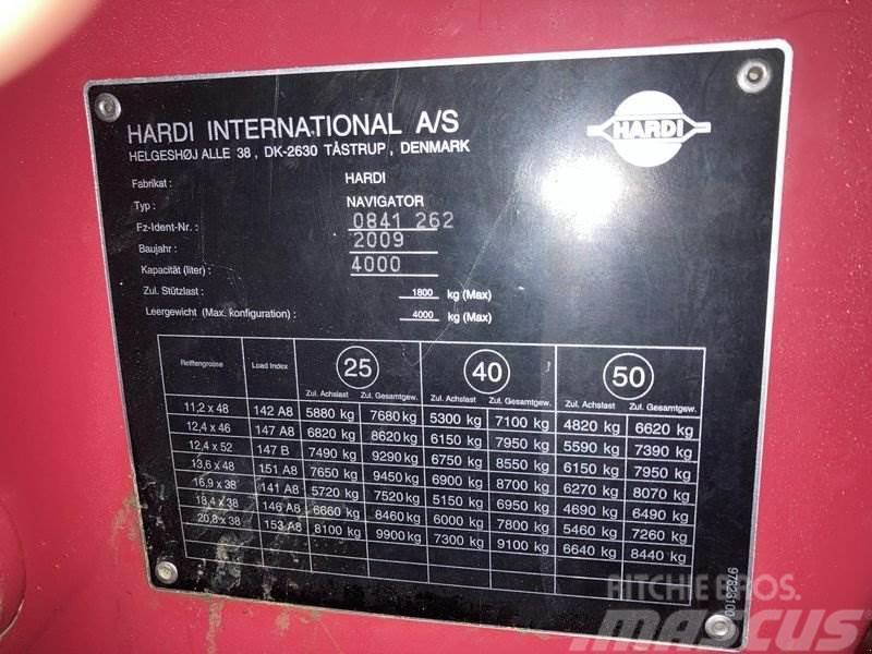 Hardi NAVIGATOR 4000 L Düngemittelverteiler