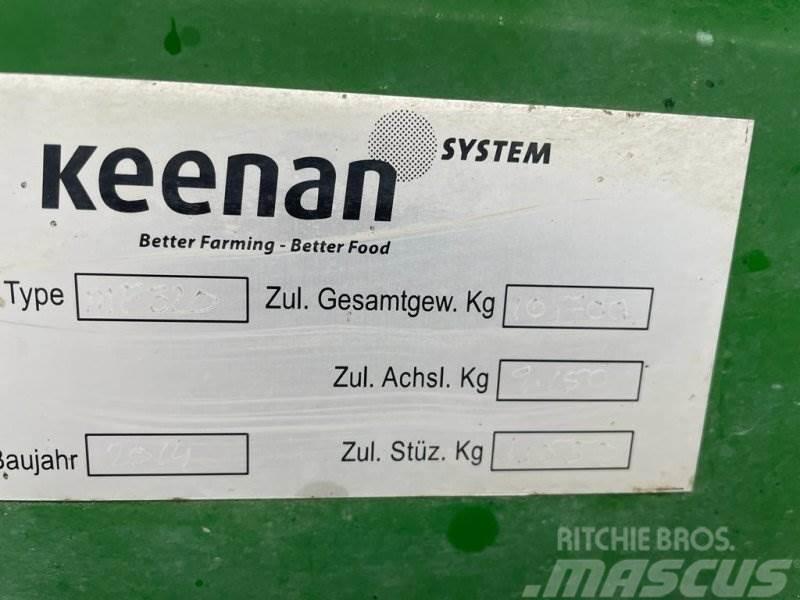 Keenan Mech-Fiber 320 Futtermischwagen