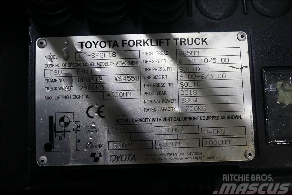 Toyota 02-8FGF18 Gasstapler