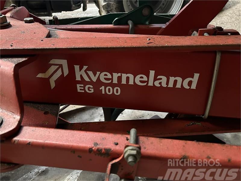 Kverneland EG 100/300 med pakker Wendepflüge